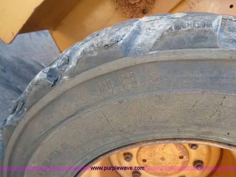 image for item B4738 Case 60XT skid steer