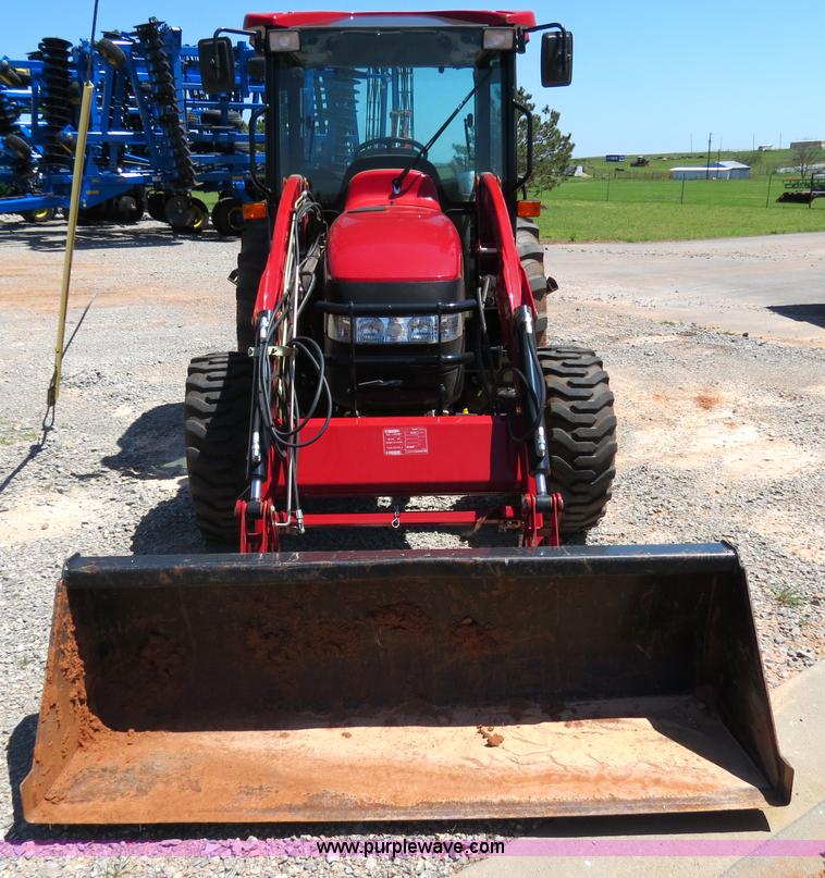 image for item B4739 2010 Case IH Farmall 60 MFWD tractor