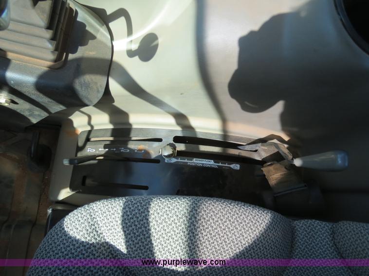 image for item B4739 2010 Case IH Farmall 60 MFWD tractor