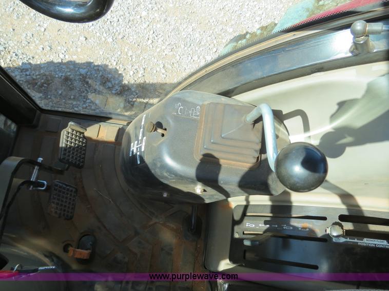 image for item B4739 2010 Case IH Farmall 60 MFWD tractor