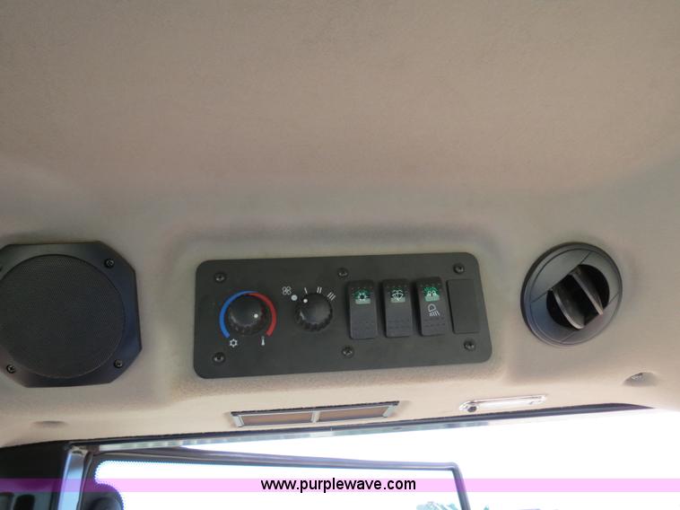 image for item B4739 2010 Case IH Farmall 60 MFWD tractor