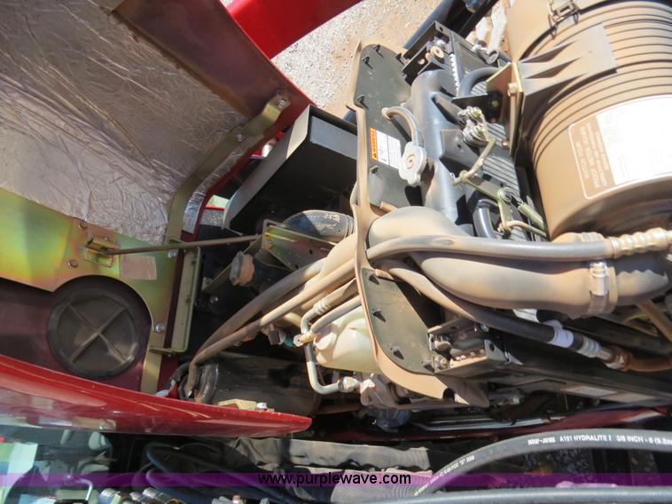 image for item B4739 2010 Case IH Farmall 60 MFWD tractor