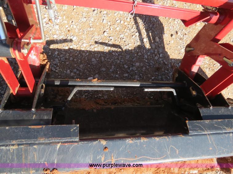 image for item B4739 2010 Case IH Farmall 60 MFWD tractor