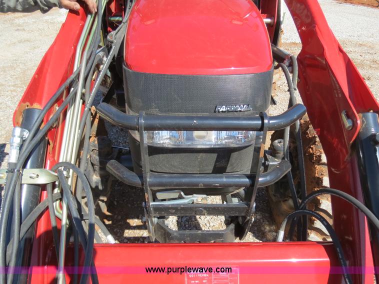 image for item B4739 2010 Case IH Farmall 60 MFWD tractor