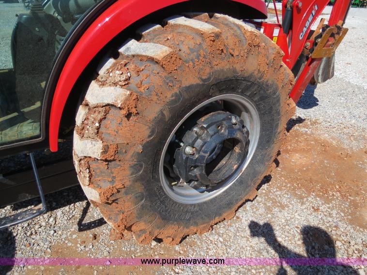 image for item B4739 2010 Case IH Farmall 60 MFWD tractor