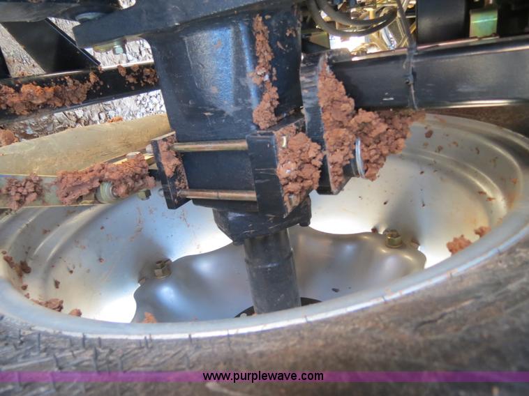 image for item B4739 2010 Case IH Farmall 60 MFWD tractor