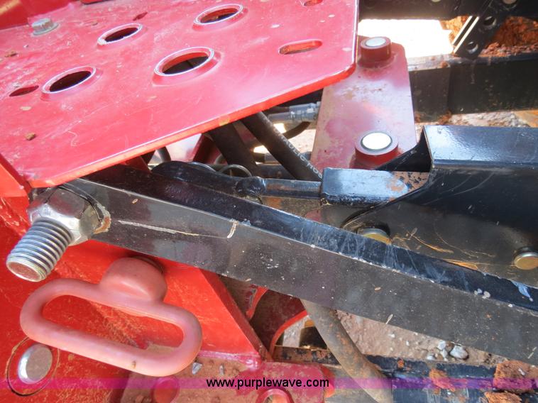 image for item B4739 2010 Case IH Farmall 60 MFWD tractor