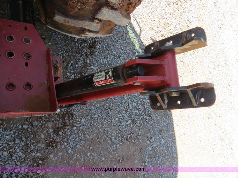 image for item B4739 2010 Case IH Farmall 60 MFWD tractor