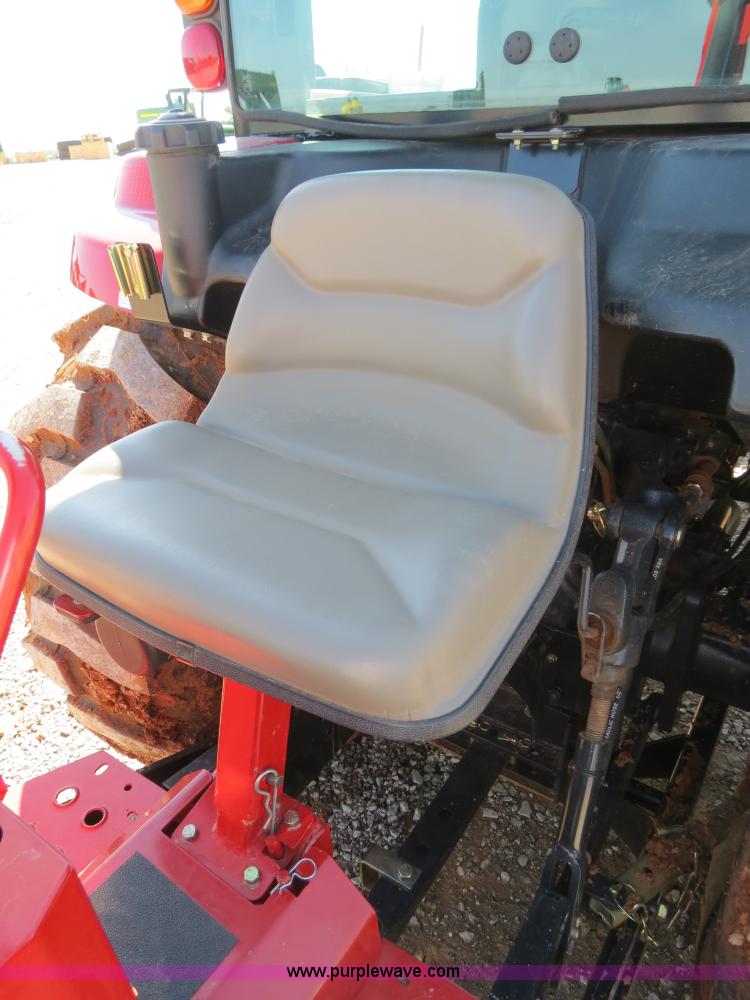 image for item B4739 2010 Case IH Farmall 60 MFWD tractor