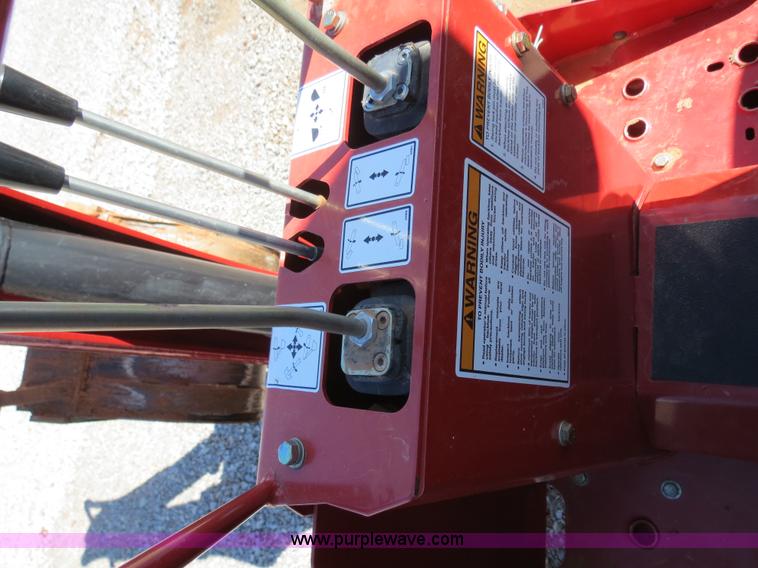 image for item B4739 2010 Case IH Farmall 60 MFWD tractor