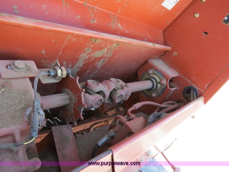 image for item B4740 2008 Hesston 956A round baler