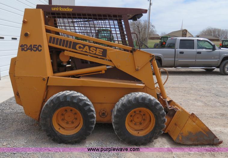 image for item B4747 Case 1845C skid steer