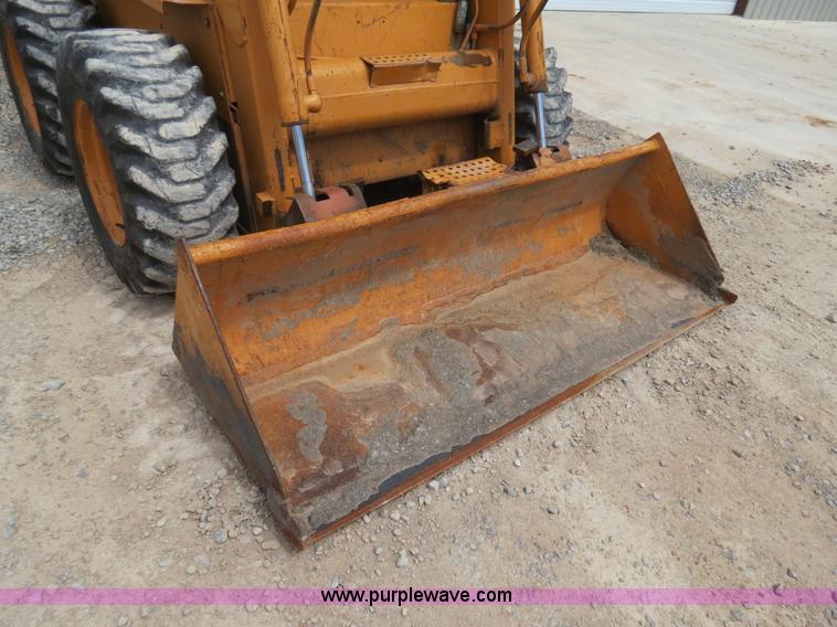 image for item B4747 Case 1845C skid steer