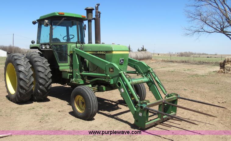 image for item B4748 1979 John Deere 4440 tractor