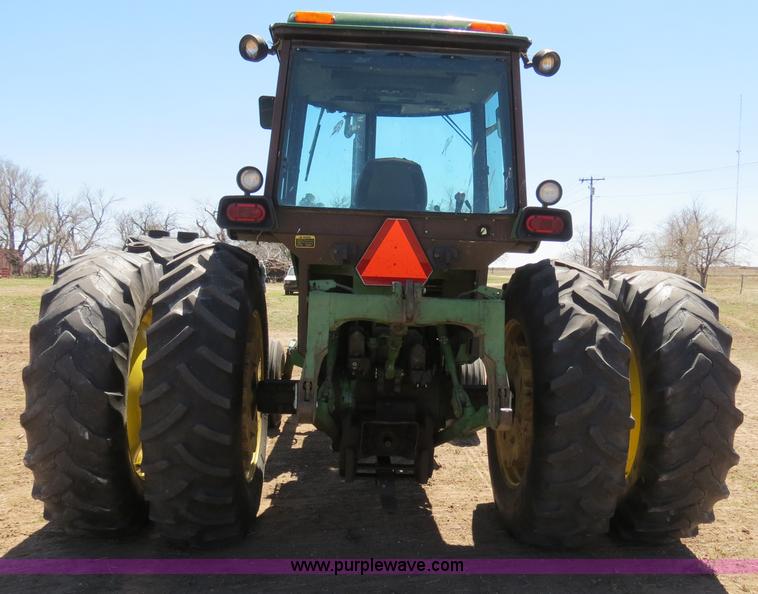 image for item B4748 1979 John Deere 4440 tractor