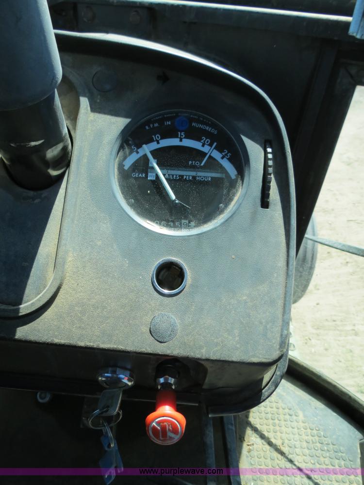 image for item B4748 1979 John Deere 4440 tractor