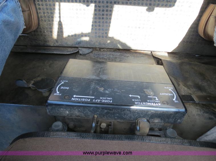 image for item B4748 1979 John Deere 4440 tractor