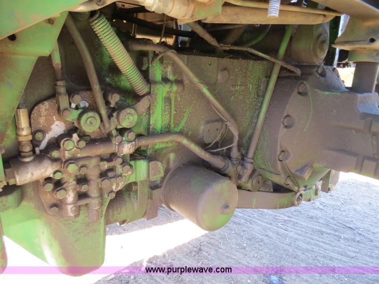 image for item B4748 1979 John Deere 4440 tractor