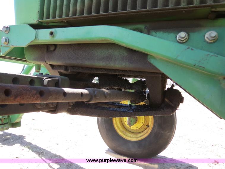 image for item B4748 1979 John Deere 4440 tractor