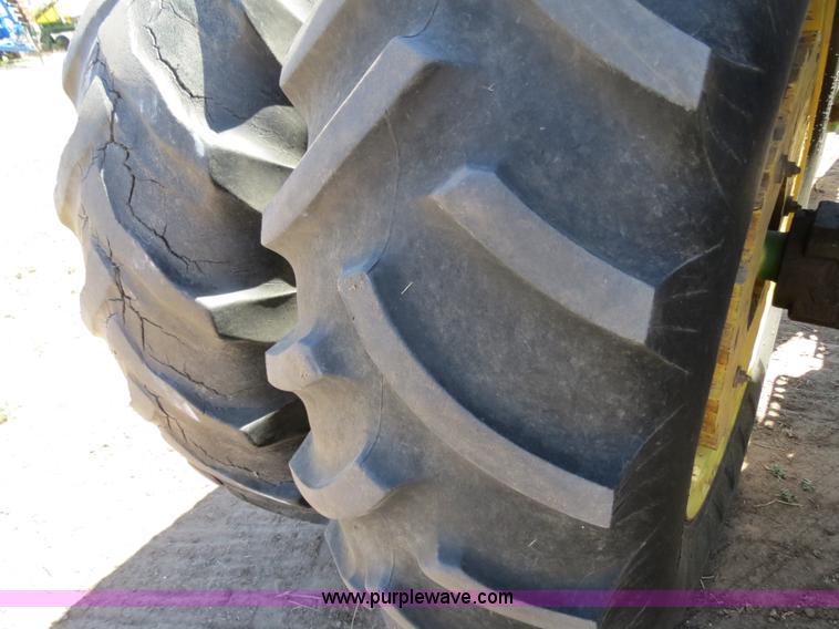 image for item B4748 1979 John Deere 4440 tractor