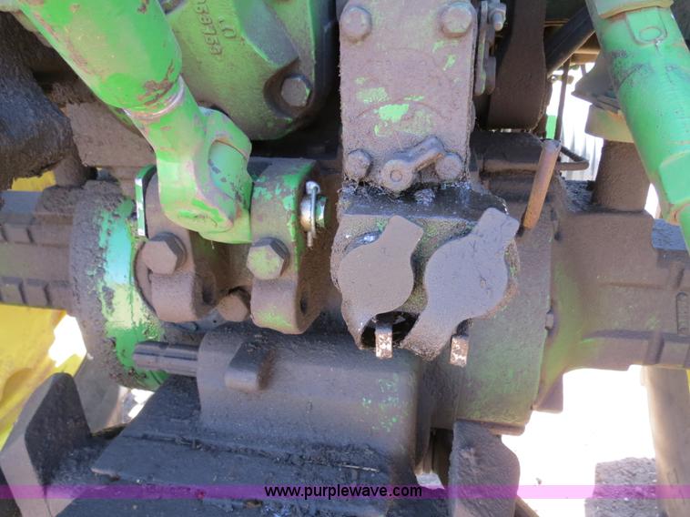 image for item B4748 1979 John Deere 4440 tractor