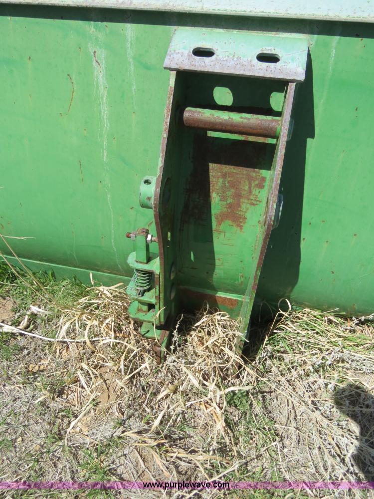 image for item B4748 1979 John Deere 4440 tractor