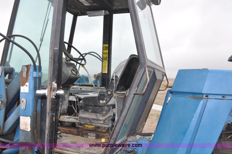 image for item C3493 1989 Ford 276 Versatile articulated tractor