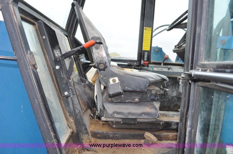 image for item C3493 1989 Ford 276 Versatile articulated tractor