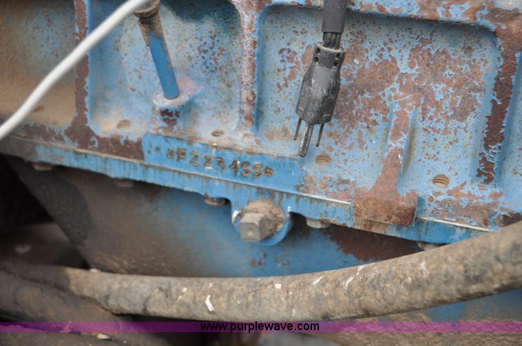 image for item C3493 1989 Ford 276 Versatile articulated tractor