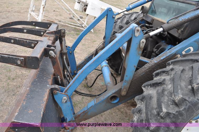 image for item C3493 1989 Ford 276 Versatile articulated tractor