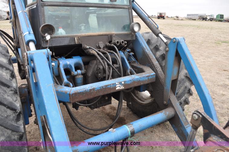 image for item C3493 1989 Ford 276 Versatile articulated tractor