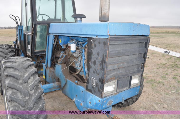 image for item C3493 1989 Ford 276 Versatile articulated tractor
