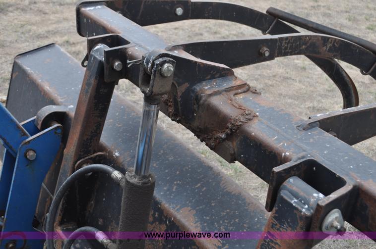 image for item C3493 1989 Ford 276 Versatile articulated tractor