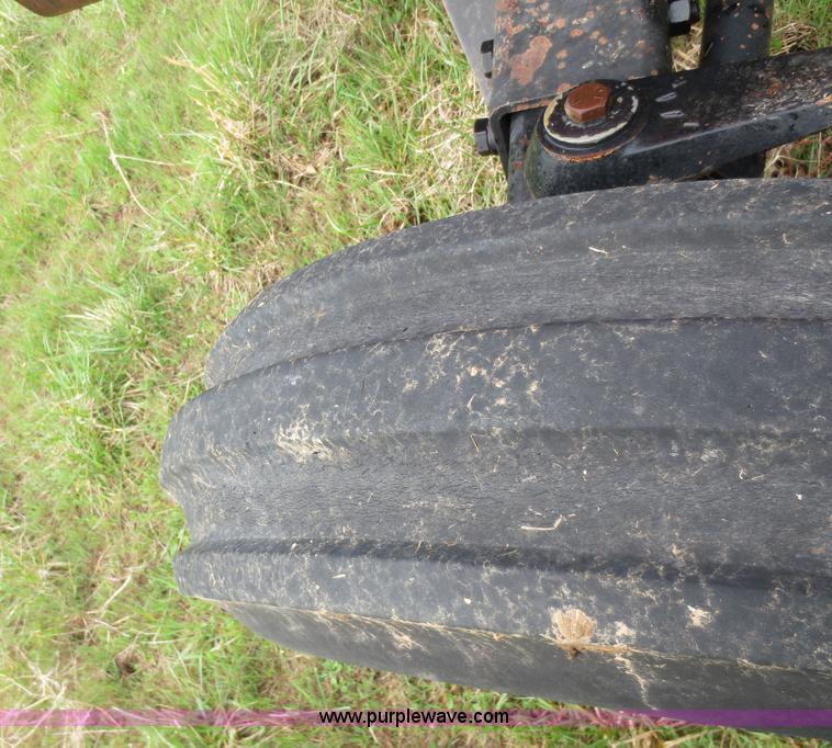 image for item D5826 1987 Case IH 1896 tractor