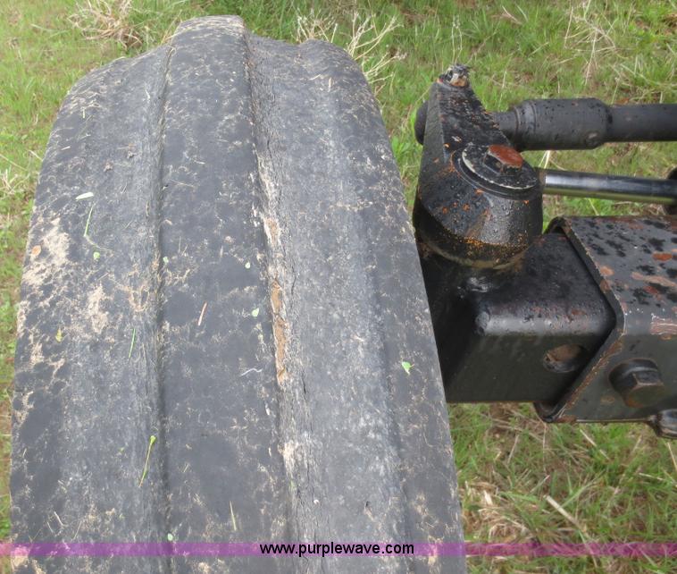 image for item D5826 1987 Case IH 1896 tractor