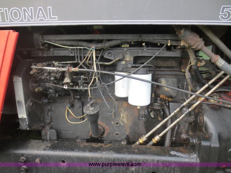 image for item D5826 1987 Case IH 1896 tractor