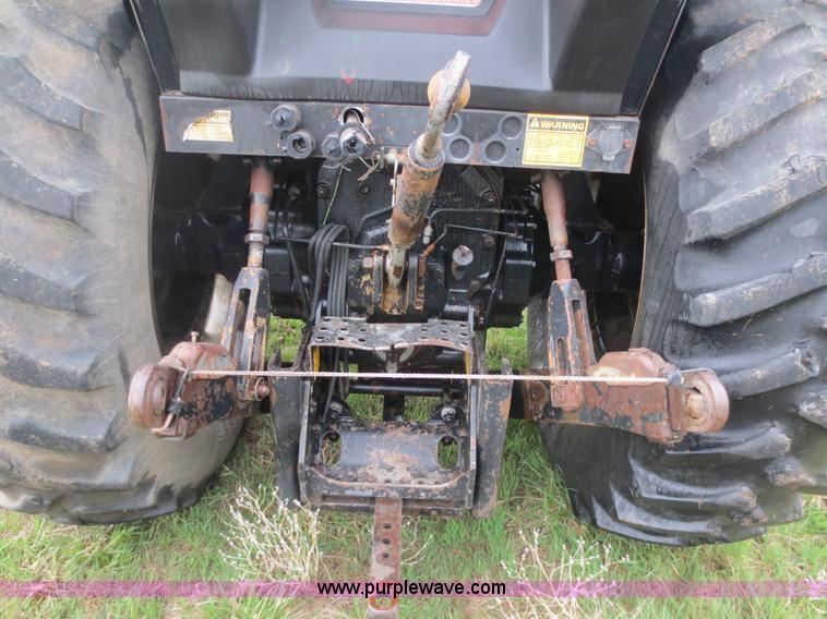 image for item D5826 1987 Case IH 1896 tractor