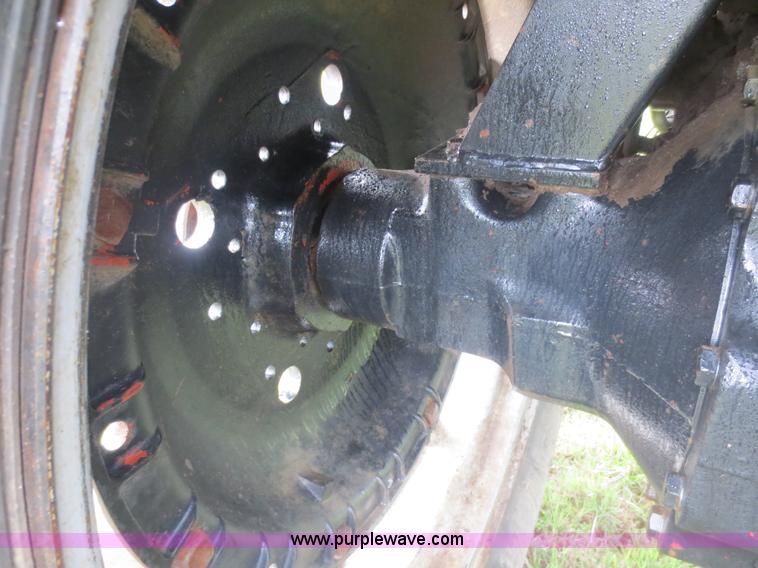 image for item D5826 1987 Case IH 1896 tractor