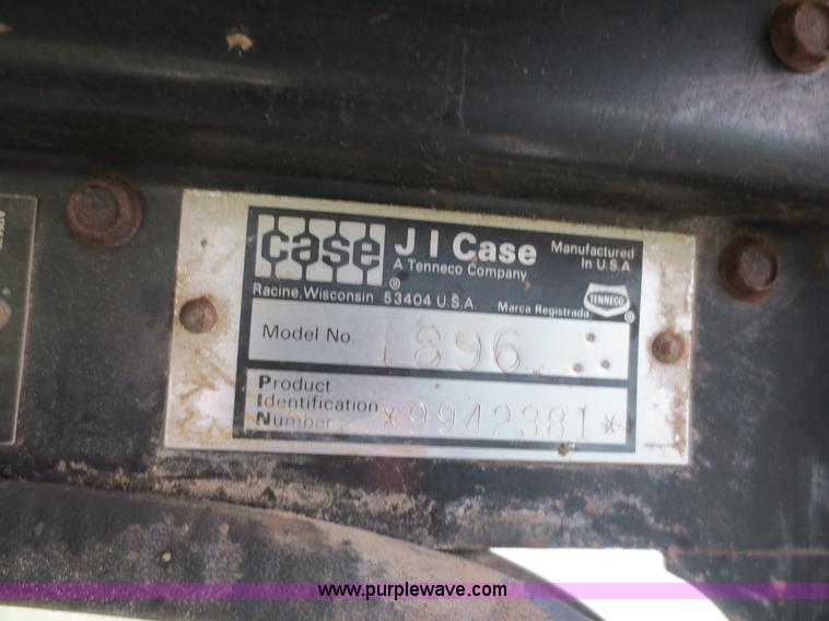 image for item D5826 1987 Case IH 1896 tractor