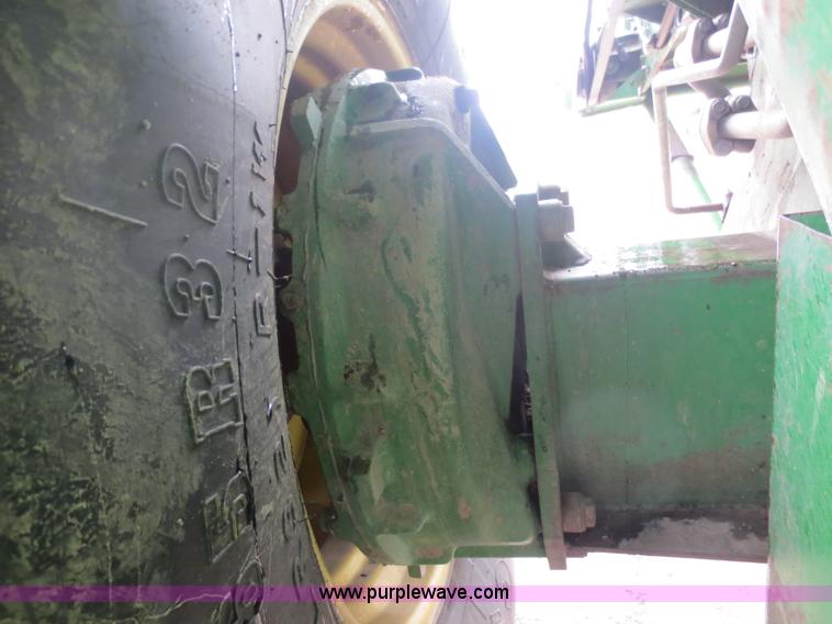 image for item D5830 1989 John Deere 9600 RWA combine