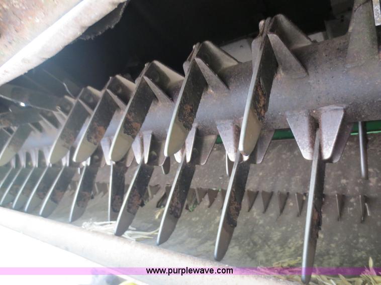 image for item D5830 1989 John Deere 9600 RWA combine