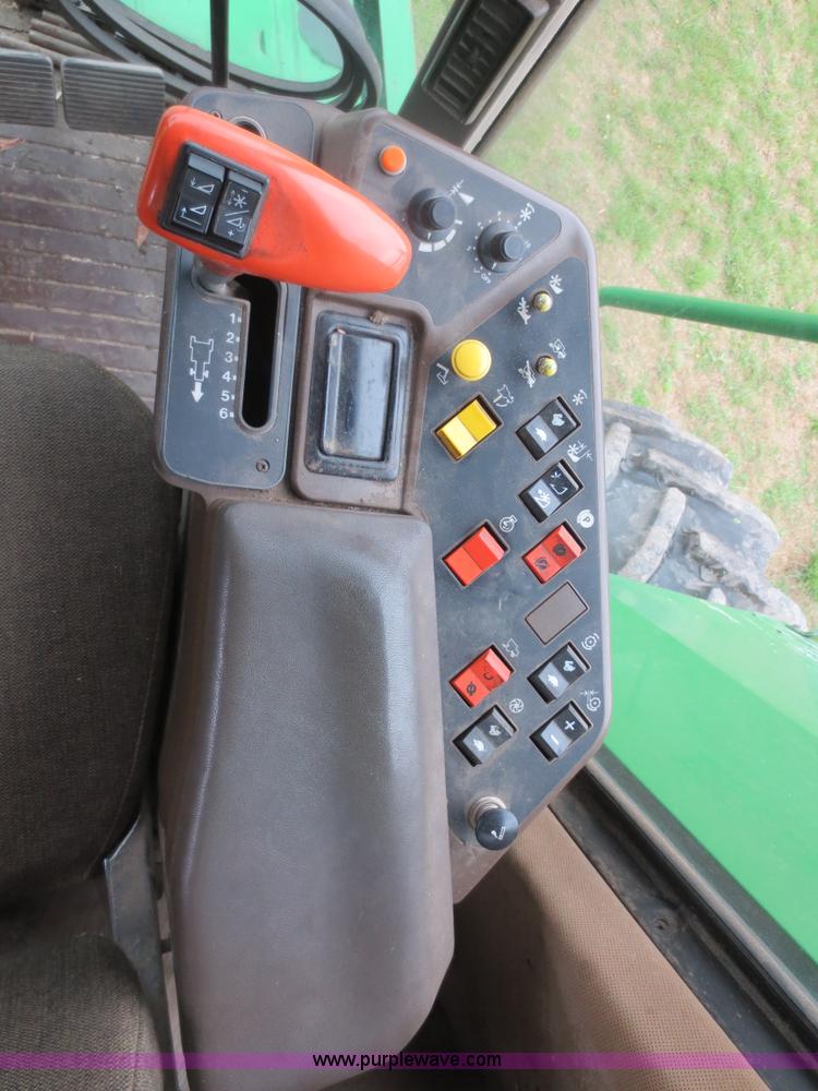 image for item D5830 1989 John Deere 9600 RWA combine