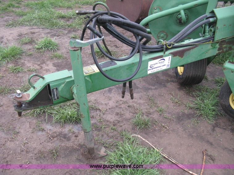 image for item E3399 John Deere 700 folding rake
