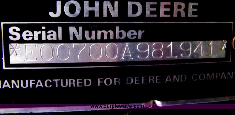 image for item E3399 John Deere 700 folding rake