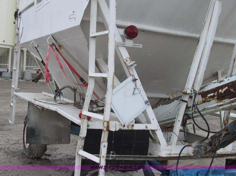 image for item E3874 Willmar 10 ton tender bed