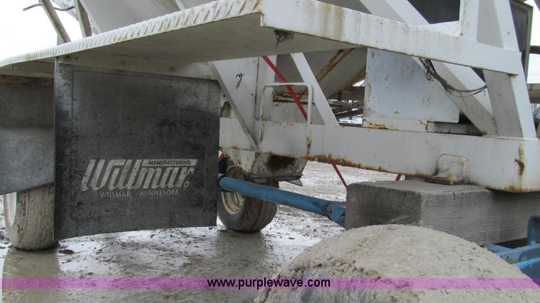 image for item E3874 Willmar 10 ton tender bed