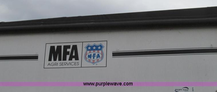 image for item E3874 Willmar 10 ton tender bed