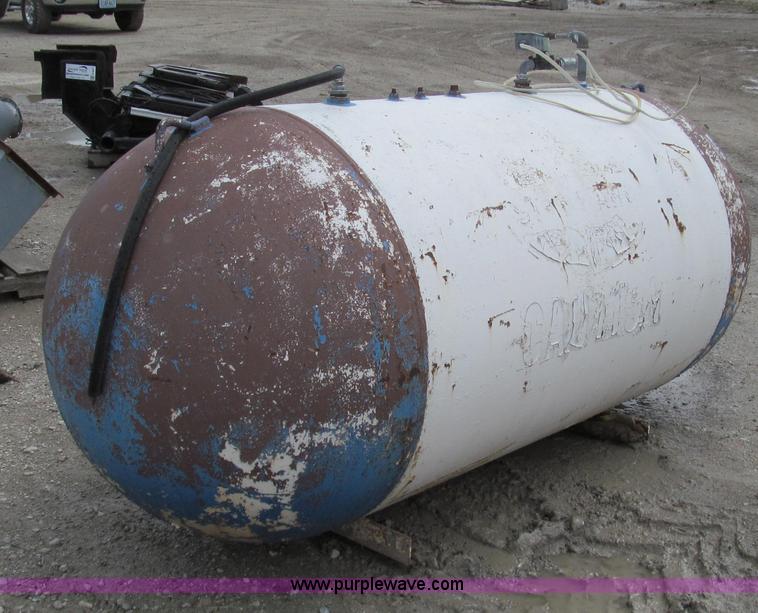 image for item E3875 500 gallon shop built air tank