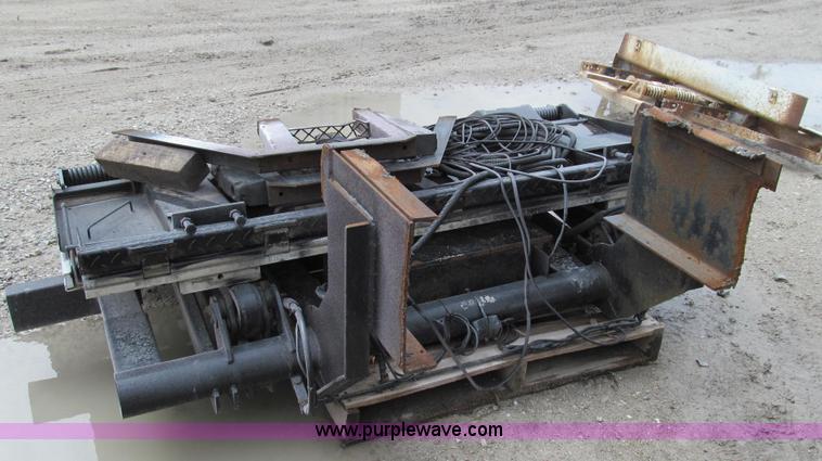 image for item E3877 MBB Interlift truck end gate lift