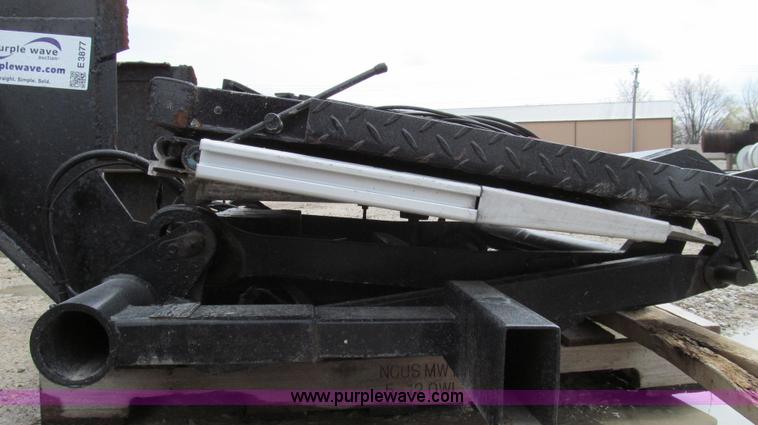 image for item E3877 MBB Interlift truck end gate lift